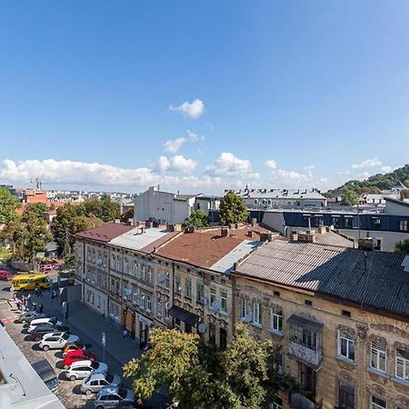 Цехова 1 Lägenhet Lviv Exteriör bild