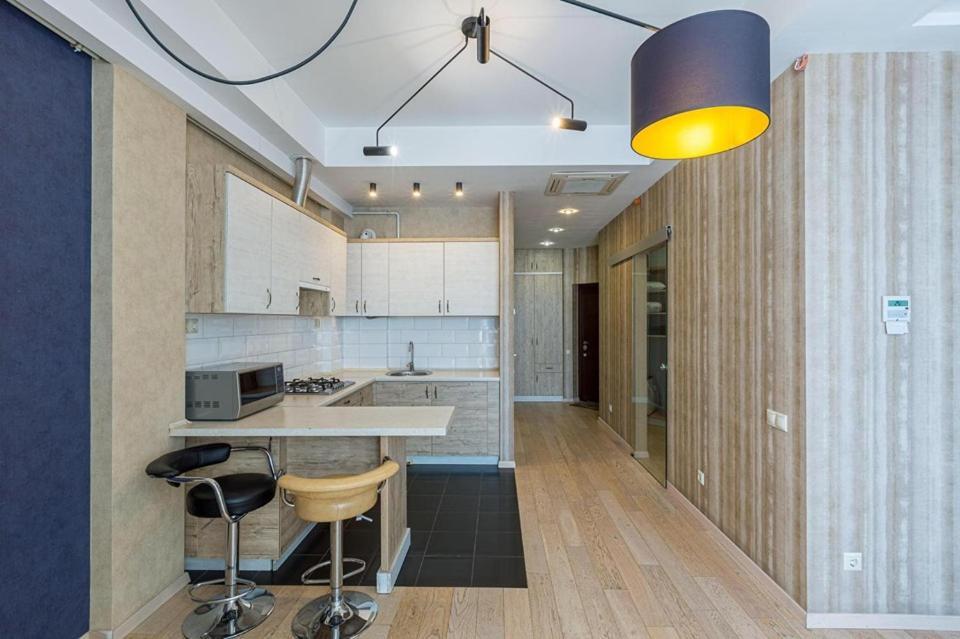 Цехова 1 Lägenhet Lviv Exteriör bild